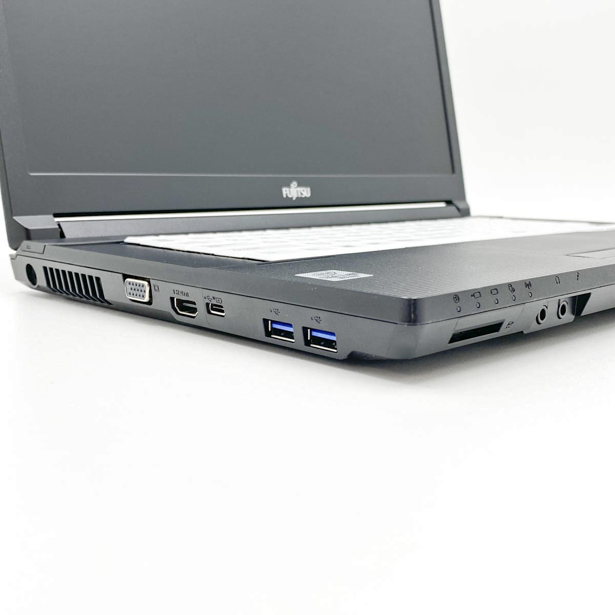 中古 LIFEBOOK A7510/D 富士通 ノートパソコン Corei7 10610U/16GB