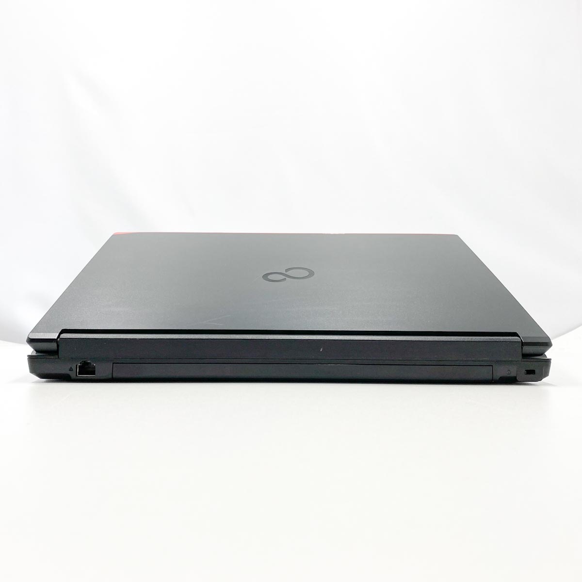 中古 LIFEBOOK A579/A 富士通 ノートパソコン Celeron 4205U/8GB