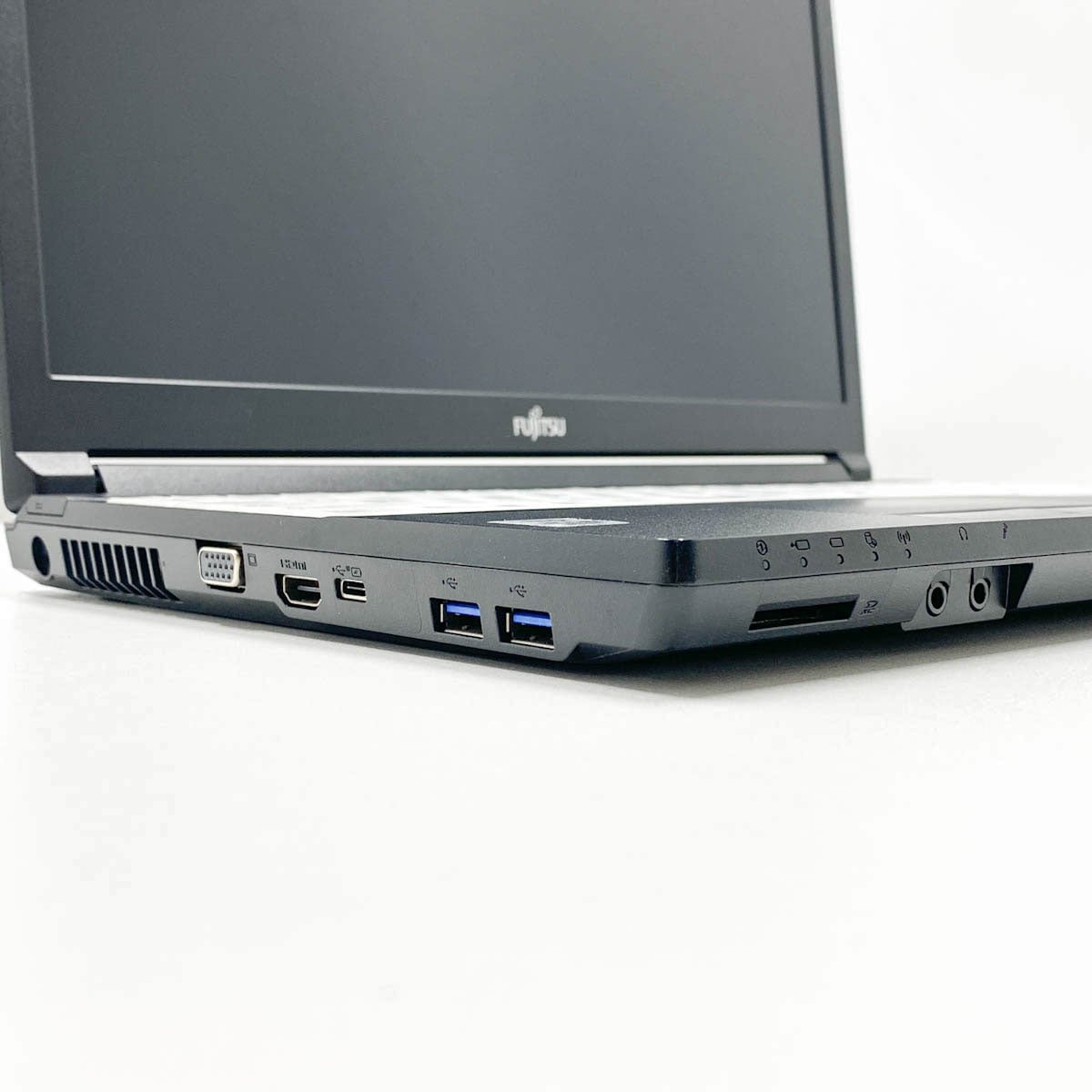 中古 LIFEBOOK A7510/D 富士通 ノートパソコン Corei5 10310U/16GB