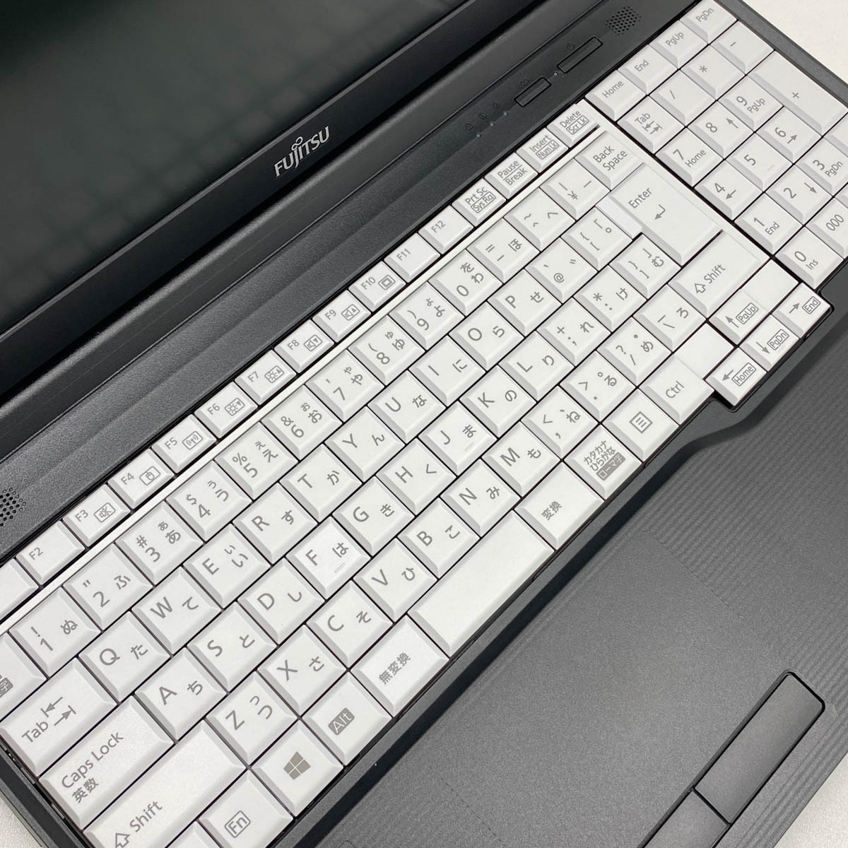 中古 LIFEBOOK A5511/HX 富士通 ノートパソコン Corei5 1135G7/16GB