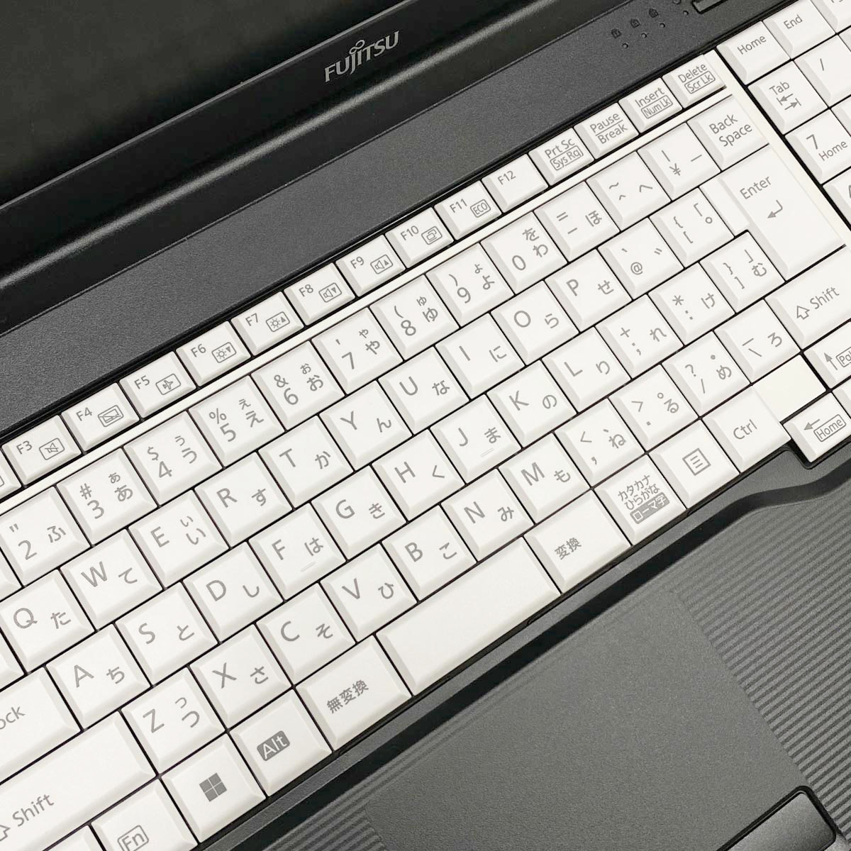 中古 LIFEBOOK A5513/M 富士通 ノートパソコン Corei5 1345U/16GB