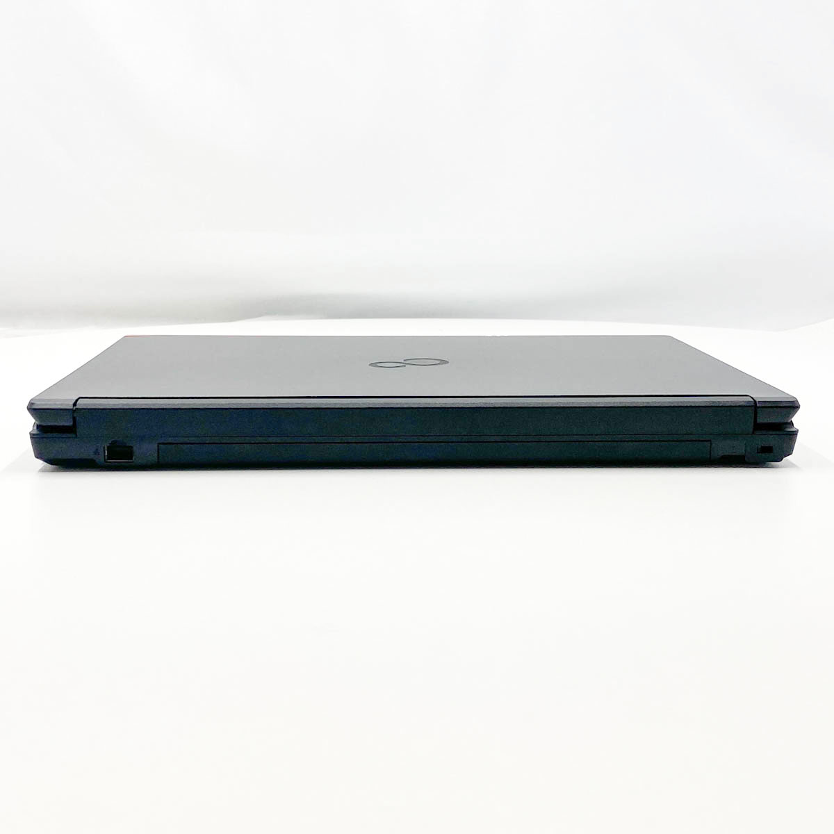 中古 LIFEBOOK A7510/D 富士通 ノートパソコン Corei7 10610U/16GB