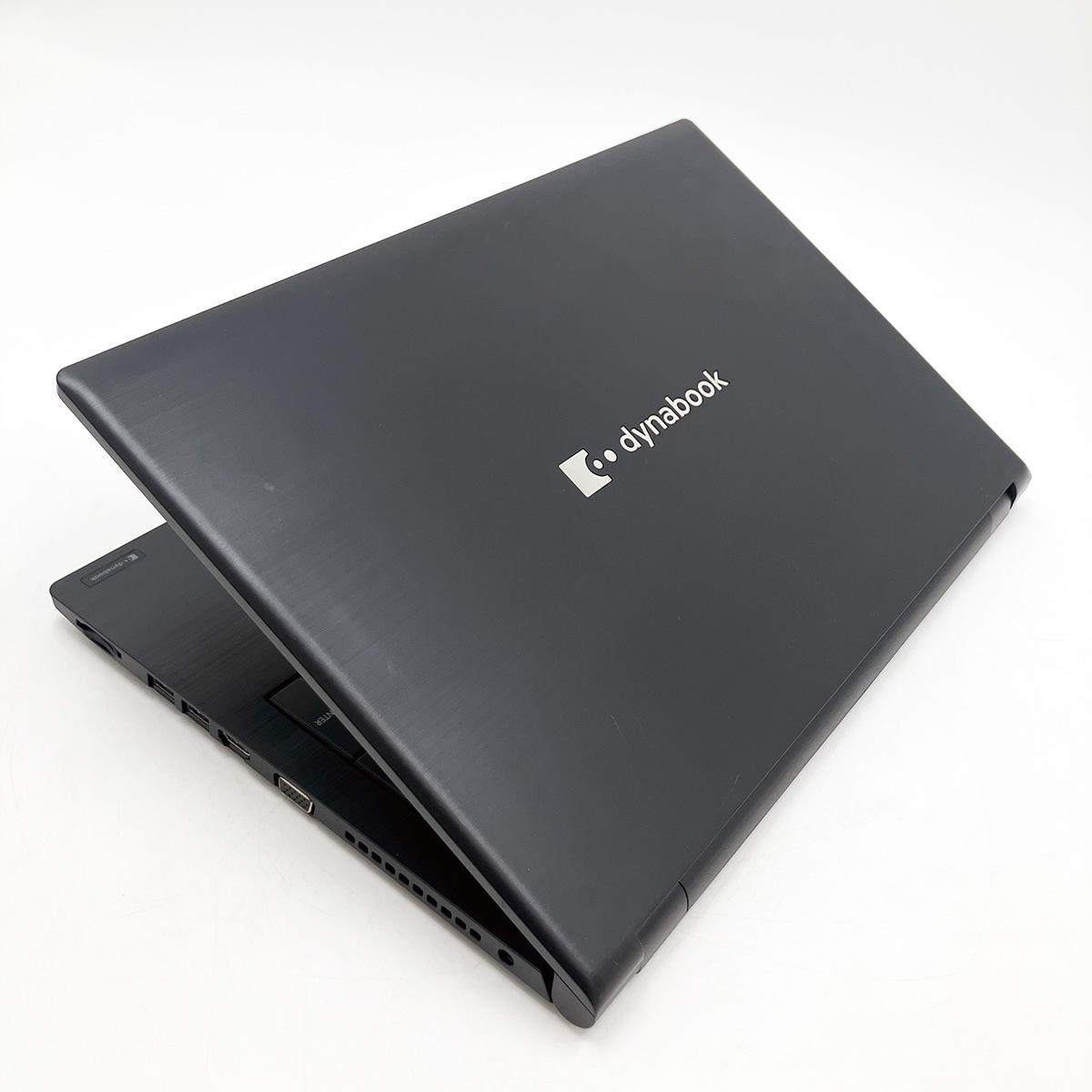 中古 dynabook B65/EP 東芝 ノートパソコン Corei5 8265U/8GB/SSD256GB 