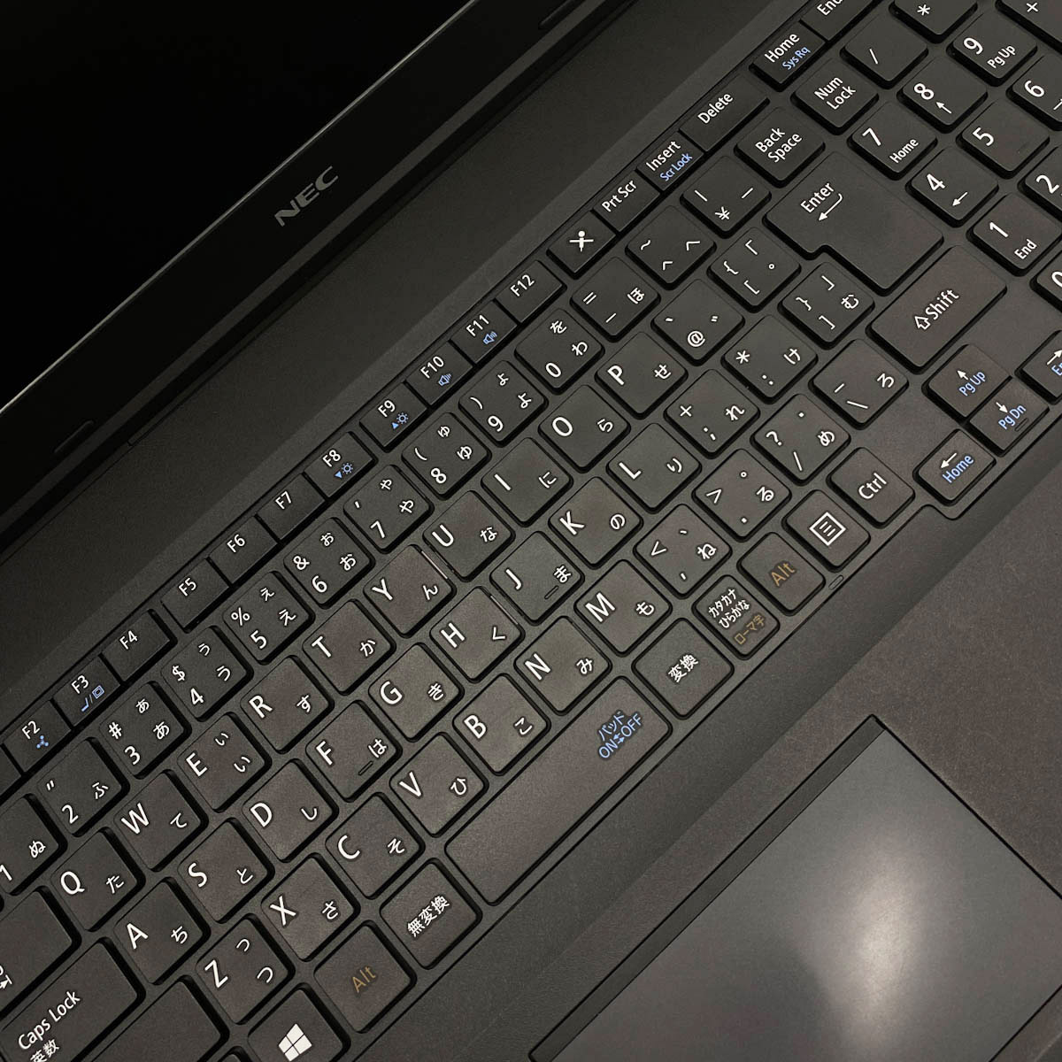 中古 VersaPro VKM17X-4 NEC ノートパソコン Corei5 8350U/16GB