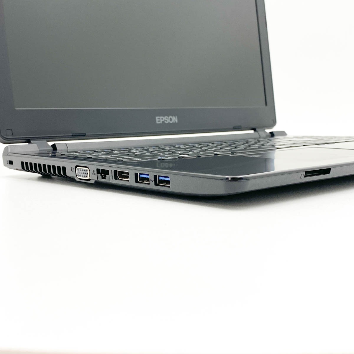 中古 Endeavor NJ4300E EPSON ノートパソコン Corei5 8265U/16GB