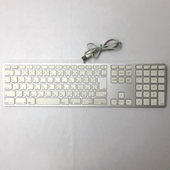 Apple USB Keyboard テンキー付(JIS) MB110J/B(A1243) [中古][ 発売時期：2014年～ 周辺機器][外装：Bランク 動作：Aランク][送料無料]