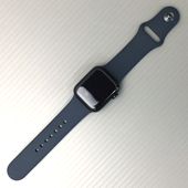Apple Watch SE 第2世代 GPSモデル 40mm ミッドナイトスポーツバンド S