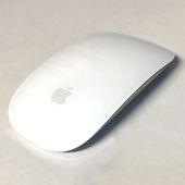 Apple Magic Mouse 2 MLA02J/A (A1657) [中古][ 発売時期：2015年～ 周辺機器][外装：Aランク 動作：Aランク][送料無料]