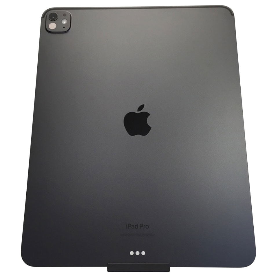 Apple iPad Pro (M4) 13インチ Wi-Fi 256GB スペースブラック MVX23J/A (A2925) [HBH08001][中古][iPadOS 26.6 / 発売時期：2024年～/ iPad][画面：Aランク 外装：Aランク 動作：Aランク][送料無料] 1枚目