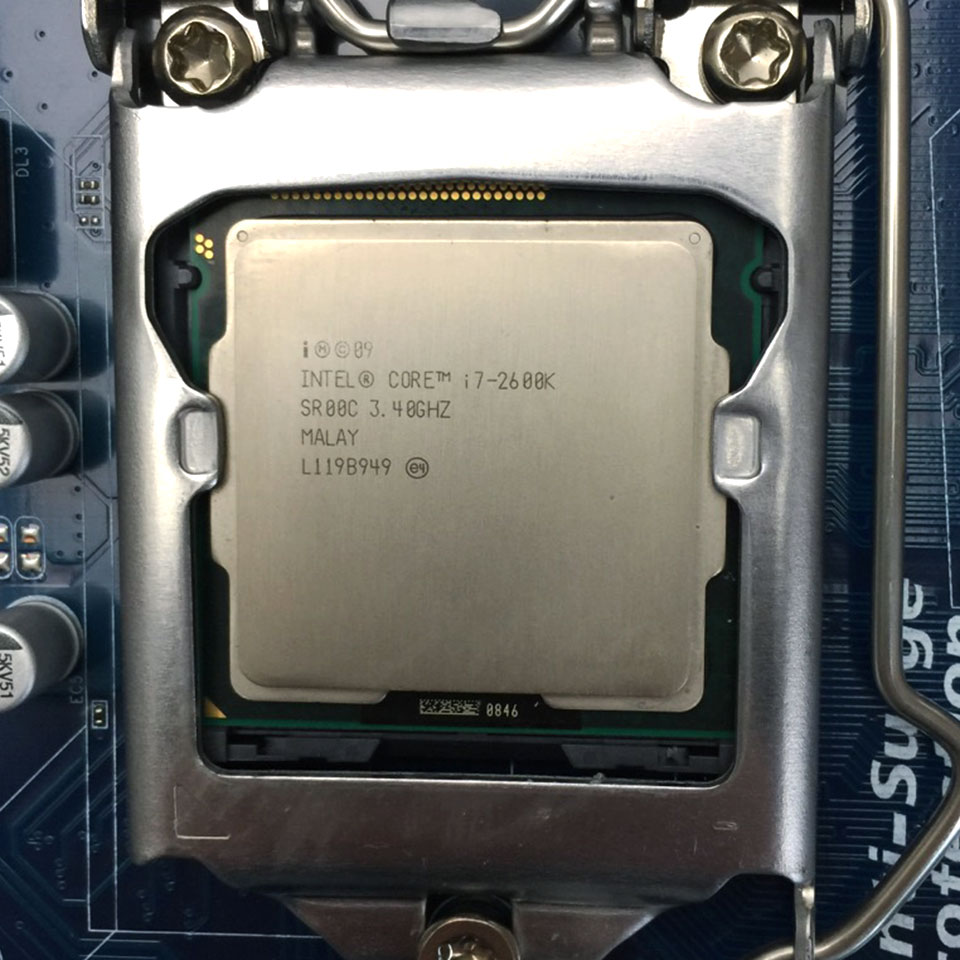 【お宝発掘市！】 GIGABYTE CPU+マザーボードセット [SBC03005][中古][マザーボード][外装：Aランク 動作：Jランク] 3枚目