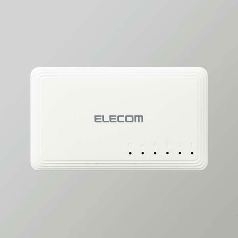 ELECOM [EHC-G05PA2-W] Gigabit 5ポート スイッチングハブ [コンパクト /軽量 /ACアダプター付属 /壁掛け設置対応 /静音ファンレス /省電力]  3枚目