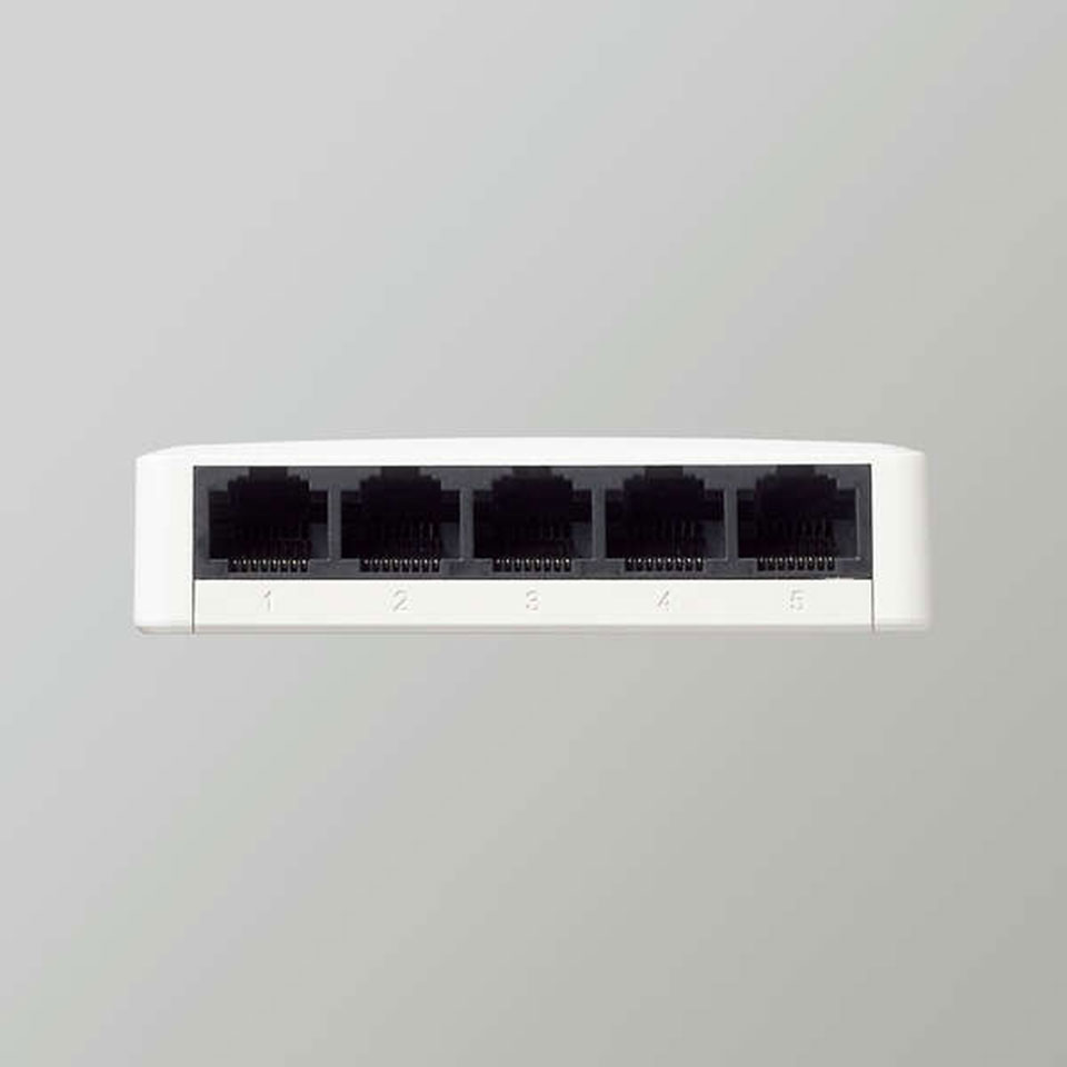 ELECOM [EHC-G05PA2-W] Gigabit 5ポート スイッチングハブ [コンパクト /軽量 /ACアダプター付属 /壁掛け設置対応 /静音ファンレス /省電力]  5枚目