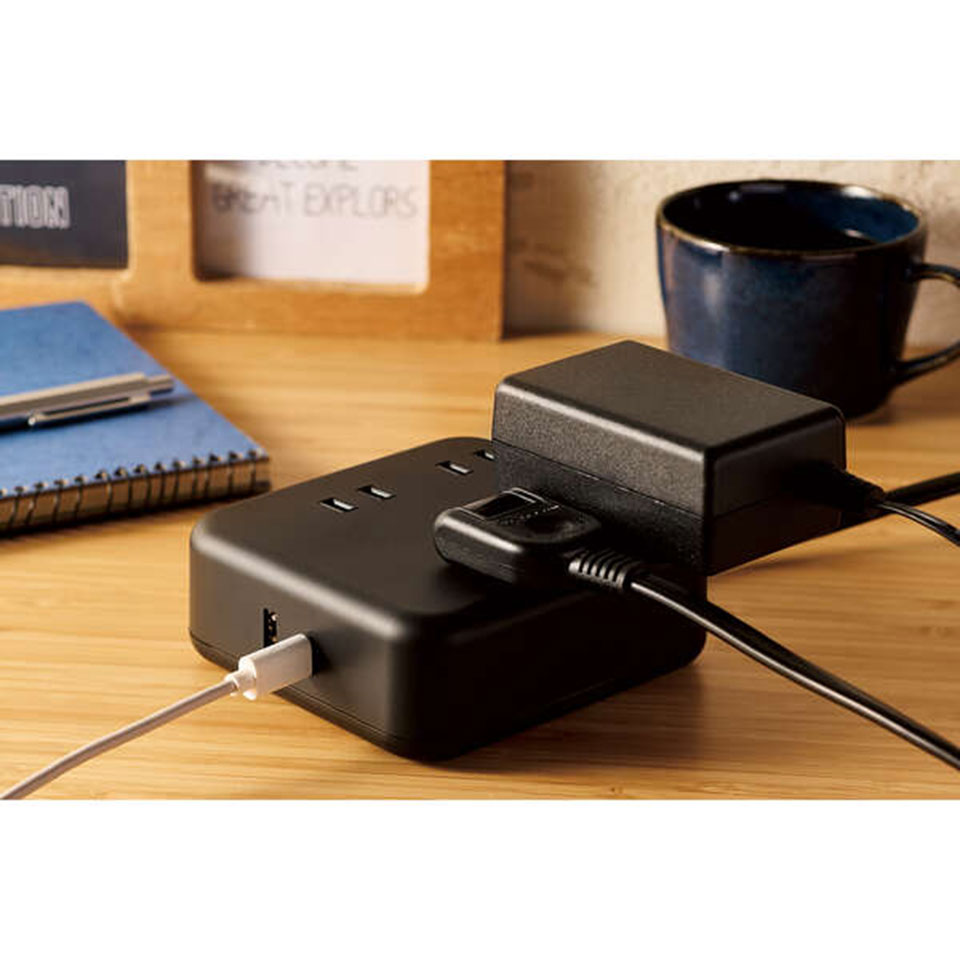 ELECOM [T-U04-4220BK] 20W対応USB付きACタップ 2m [AC差込口x4 /USB-Ax1 /USB Type-Cx1] 5枚目