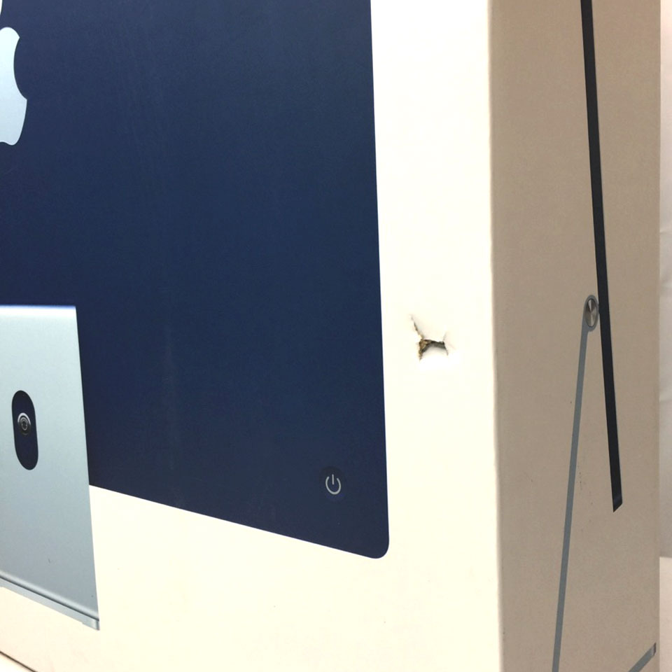 Apple iMac (24-inch, 2023, Four ports) MQRQ3J/A (A2873) [FBA20019][中古/ 24型 /macOS 15.7.3 /Apple M3, 10 core GPU / メモリ：8GB /256GB [画面：Bランク 外装：Aランク 動作：Aランク][送料無料] 7枚目