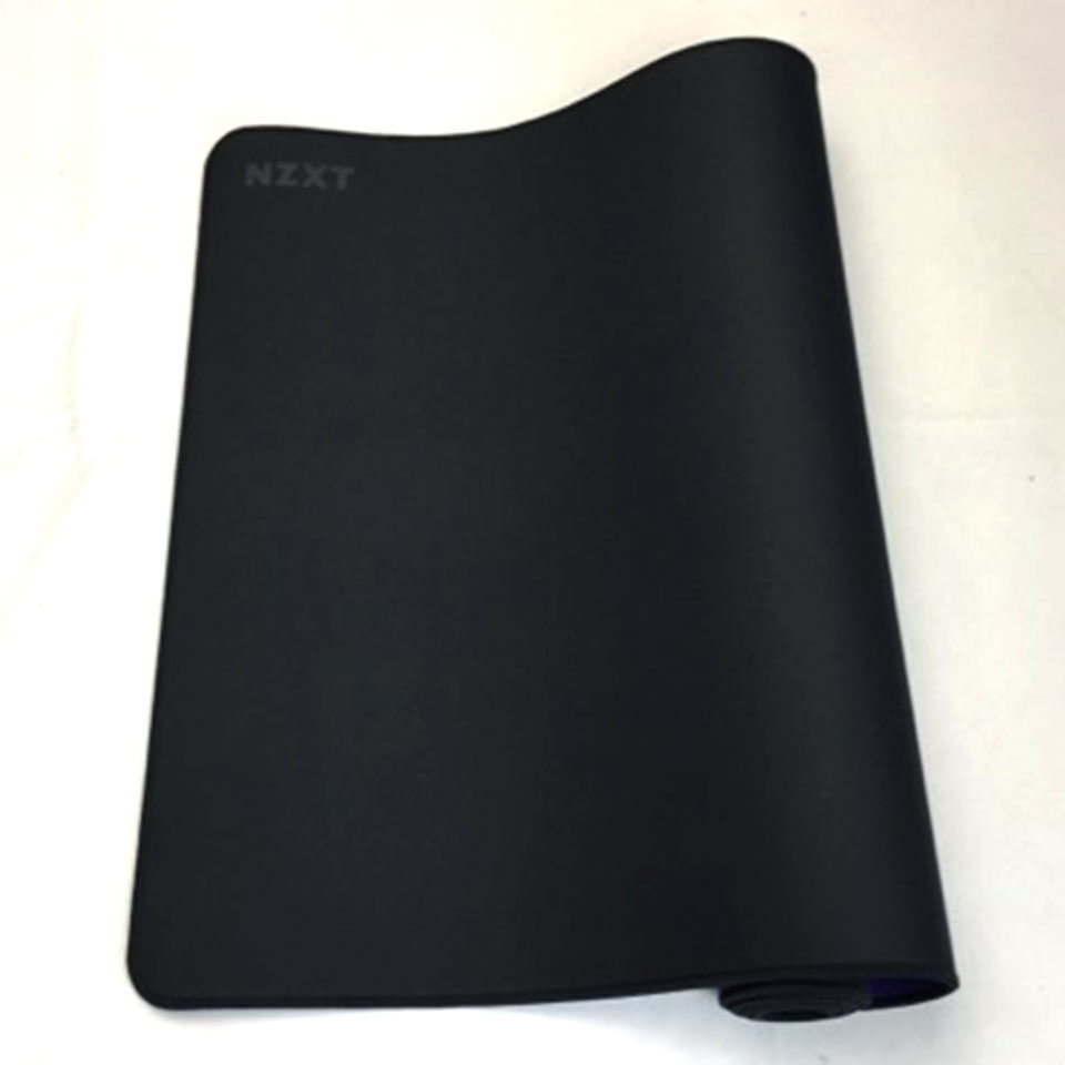 【お宝発掘市！】 NZXT ゲーミングマウスパッド　XXL M-2XLSP-BK [SBA01123][中古周辺機器][外装：Bランク 動作：Aランク] 2枚目