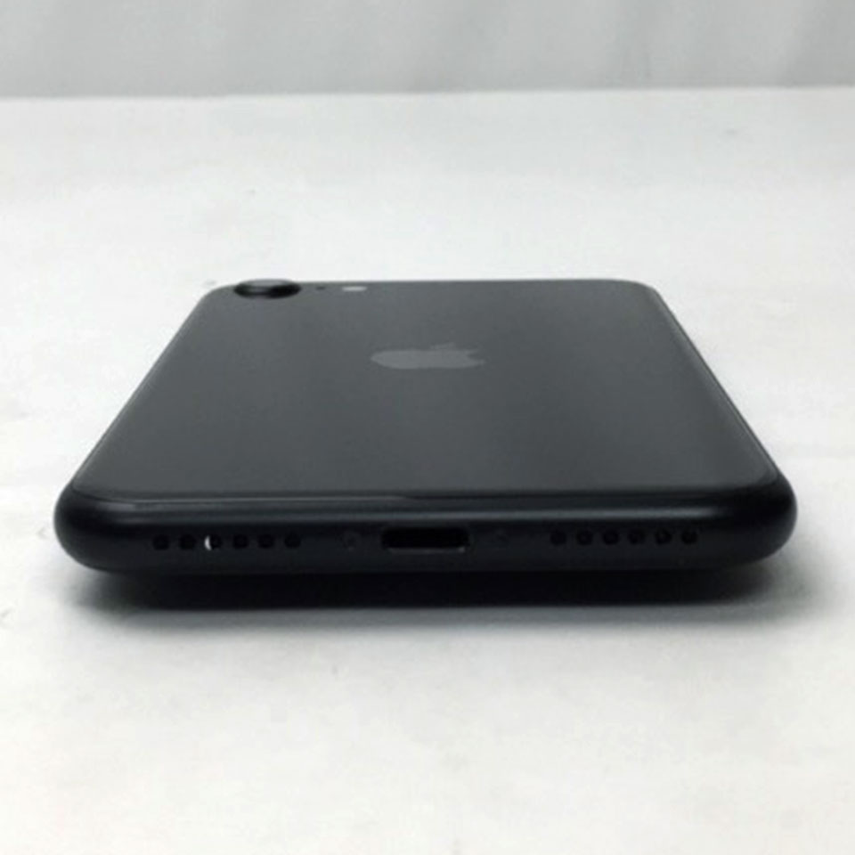 Apple SIMフリー iPhone SE2 64GB ブラック MHGP3J/A (A2296) [FBC10011][中古][iOS 26.3.1 / 発売時期：2020年～/ iPhone][画面：Bランク 外装：Bランク 動作：Aランク][送料無料] 4枚目