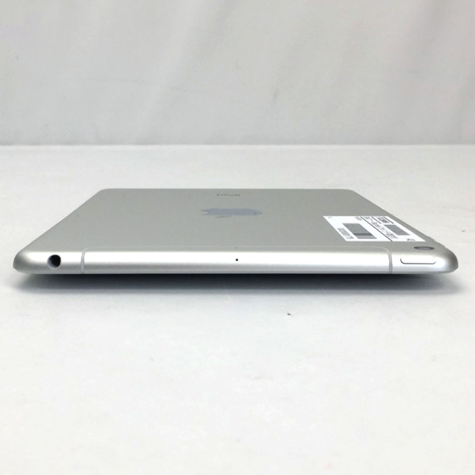 Apple | アップル SIMフリー iPad mini 7.9インチ 第5世代 Wi-Fi+Cellular 256GB シルバー MUXD2J/A [中古] [iPadOS 18.1 / 発売時期：2019年～/ iPad][画面：Bランク 外装：Aランク 動作：Aランク] 3枚目