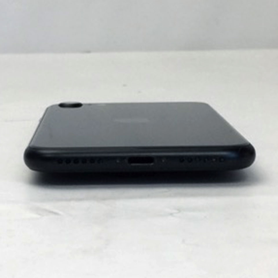 Apple SIMフリー iPhone SE 第3世代 64GB ミッドナイト MMYC3J/A (A2782) [KBD14004][中古][iOS 26.4.1 / 発売時期：2022年～/ iPhone][画面：Aランク 外装：Aランク 動作：Aランク][送料無料] 4枚目