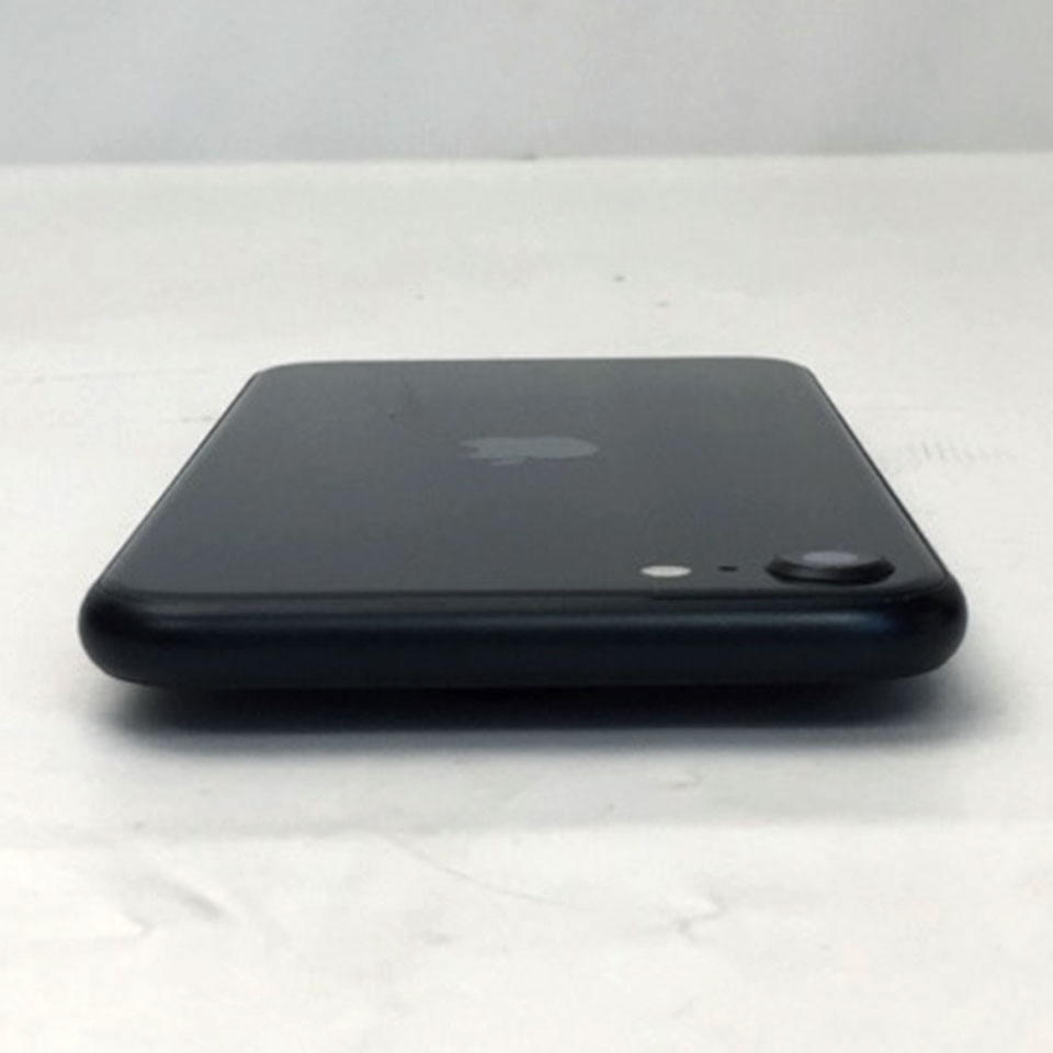 Apple SIMフリー iPhone SE 第3世代 64GB ミッドナイト MMYC3J/A (A2782) [KBD14005][中古][iOS 26.4.1 / 発売時期：2022年～/ iPhone][画面：Aランク 外装：Aランク 動作：Aランク][送料無料] 3枚目