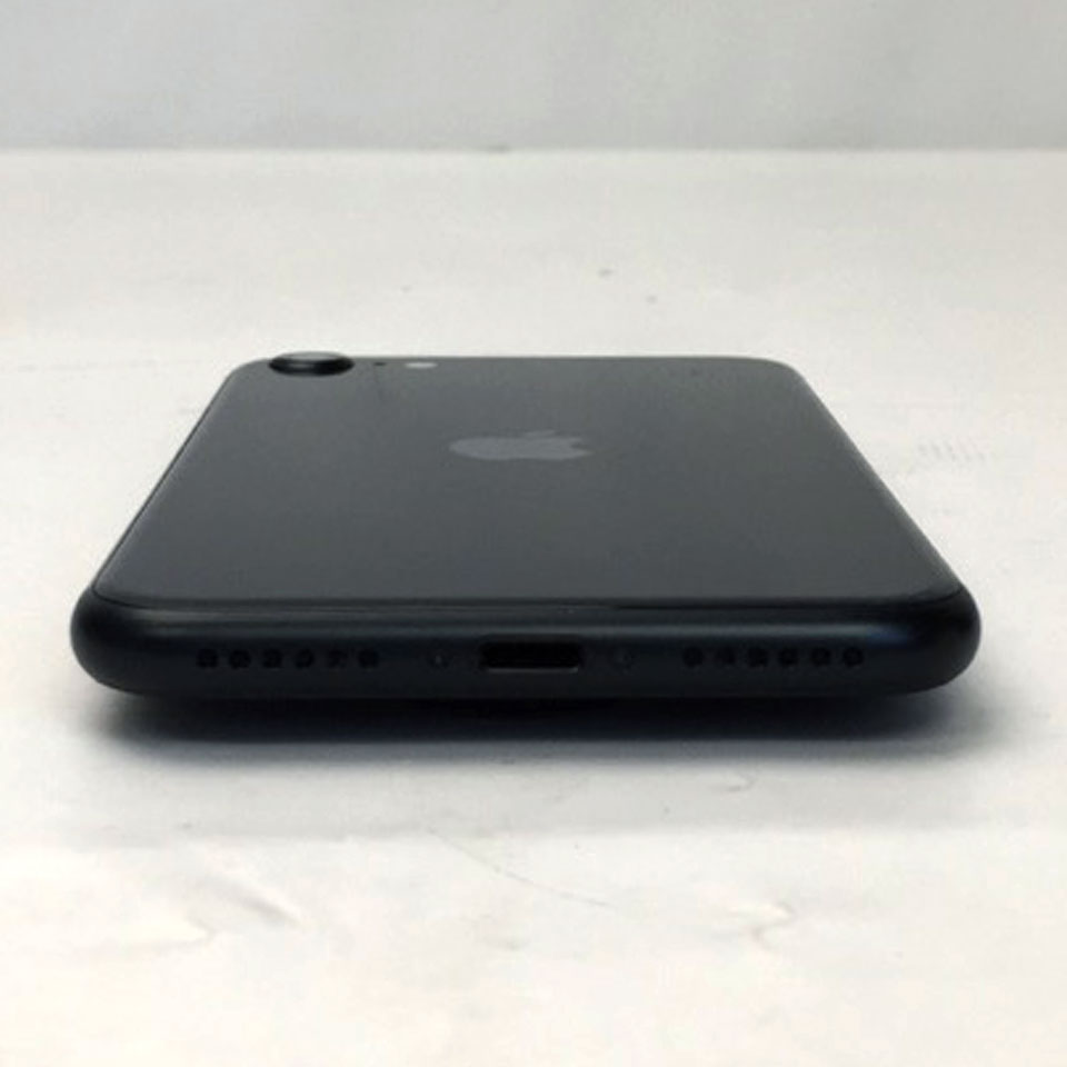 Apple SIMフリー iPhone SE 第3世代 64GB ミッドナイト MMYC3J/A (A2782) [KBD14009][中古][iOS 26.4.1 / 発売時期：2022年～/ iPhone][画面：Aランク 外装：Bランク 動作：Aランク][送料無料] 4枚目