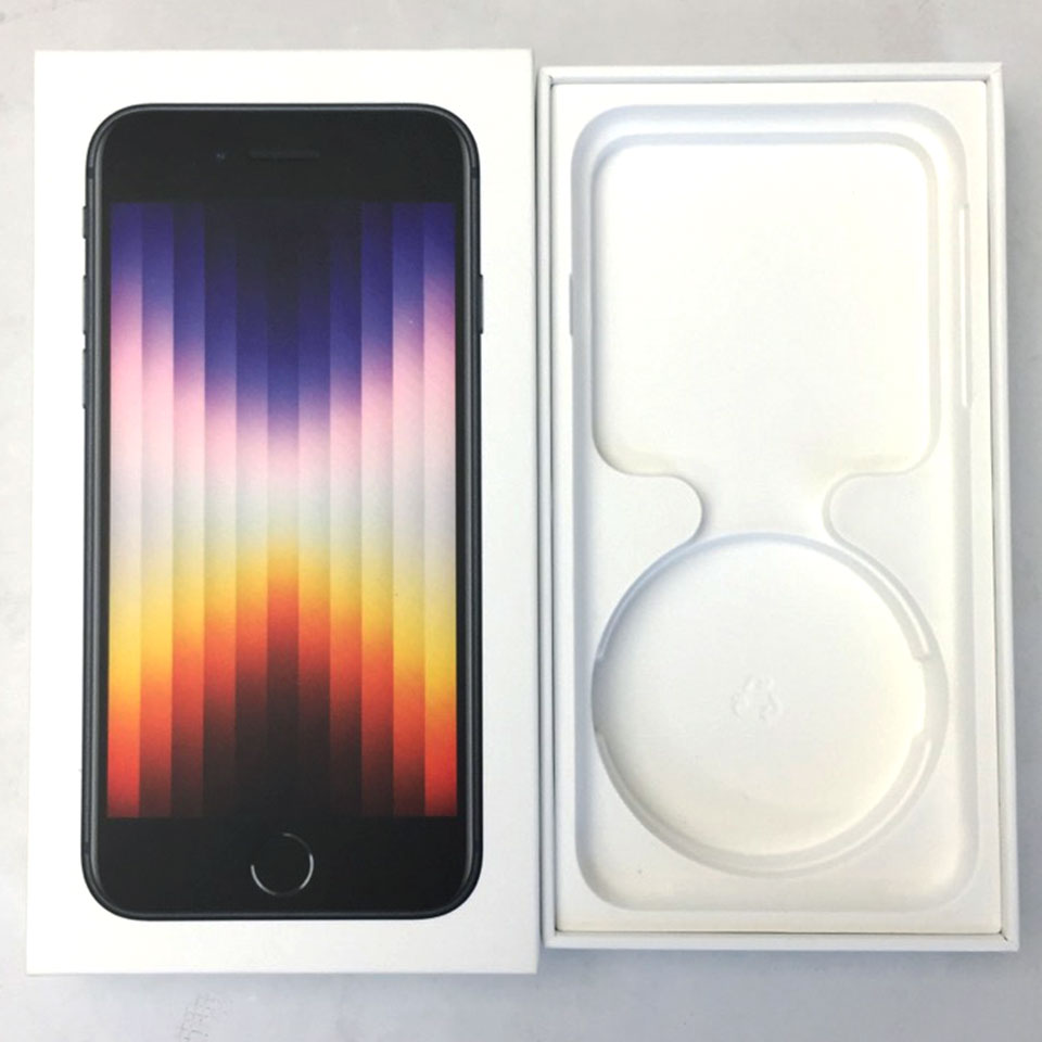 Apple SIMフリー iPhone SE 第3世代 64GB ミッドナイト MMYC3J/A (A2782) [KBD14009][中古][iOS 26.4.1 / 発売時期：2022年～/ iPhone][画面：Aランク 外装：Bランク 動作：Aランク][送料無料] 7枚目