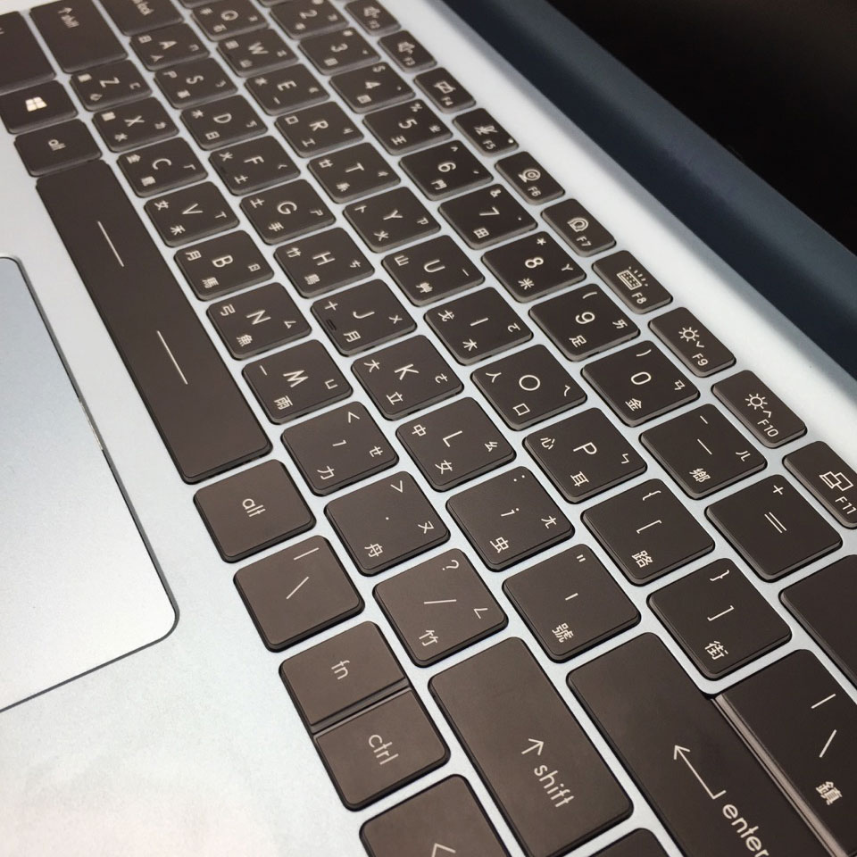 msi Modern-14-B11MO Modern-14-B11MO-288TW [HAJ10002][中古ノートパソコン /14型 /解像度：1920 x 1080 /Windows11 Pro /Core i5 1135G7 /メモリ：16GB /M.2：512GB][画面：Aランク 外装：Bランク 動作：Aランク][送料無料] 6枚目