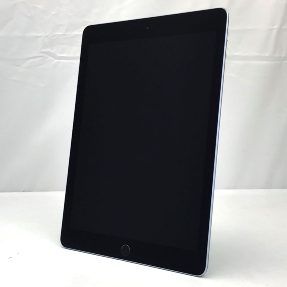 Apple | アップル iPad 9.7インチ 第6世代 Wi-Fi 128GB スペースグレイ MR7J2J/A [中古] [iPadOS 17.5.1 / 発売時期：2018年～/ iPad][画面：Bランク 外装：Aランク 動作：Aランク] 2枚目