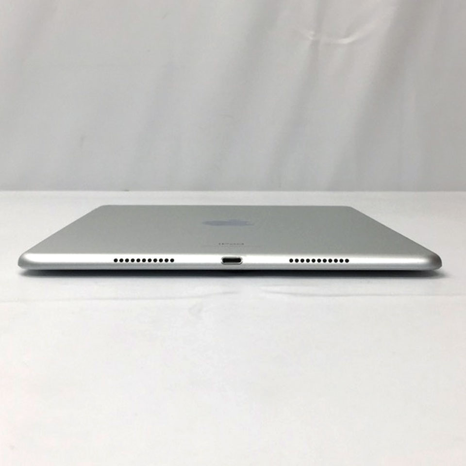 Apple iPad Air 10.5インチ 第3世代 Wi-Fi 256GB シルバー MUUR2J/A (A2152) [FBD14035][中古][iPadOS 26.4.1 / 発売時期：2019年～/ iPad][画面：Bランク 外装：Bランク 動作：Aランク][送料無料] 4枚目