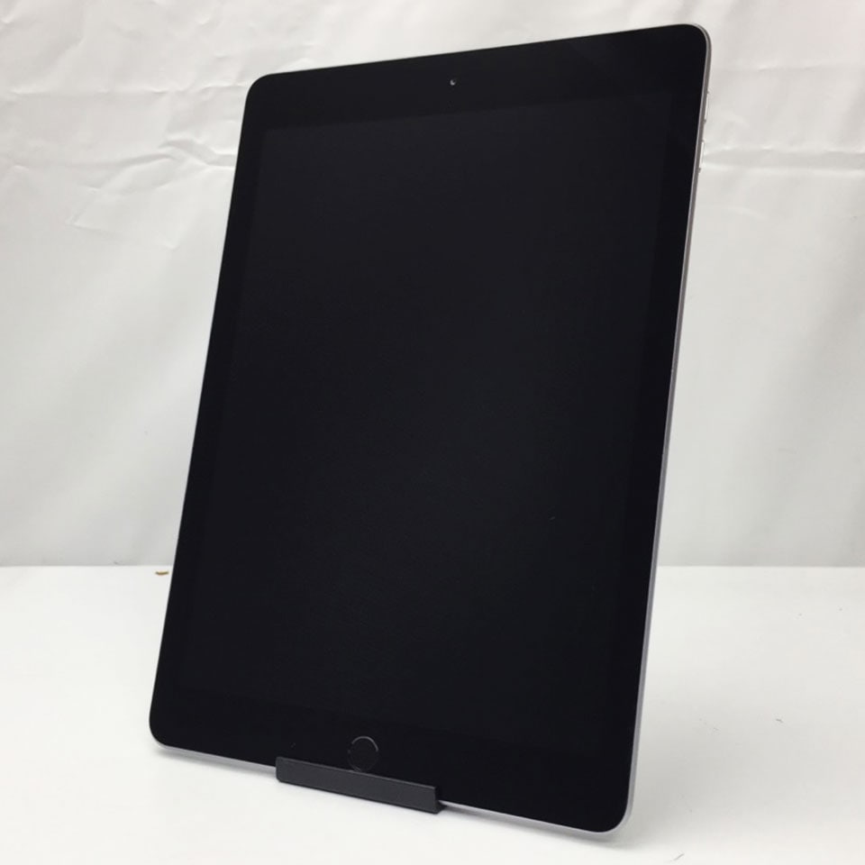 Apple iPad 9.7インチ 第6世代 Wi-Fi 128GB スペースグレイ