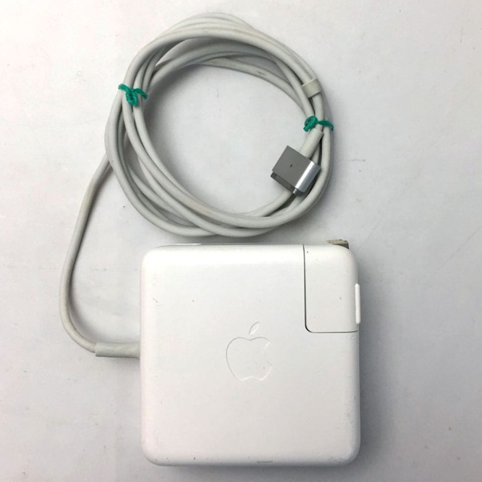 【お宝発掘市！】 Apple 60W MagSafe 2 Power Adapter A1435 MD565J/A [MZK11031][中古 周辺機器][外装：Bランク 動作：Aランク] 2枚目