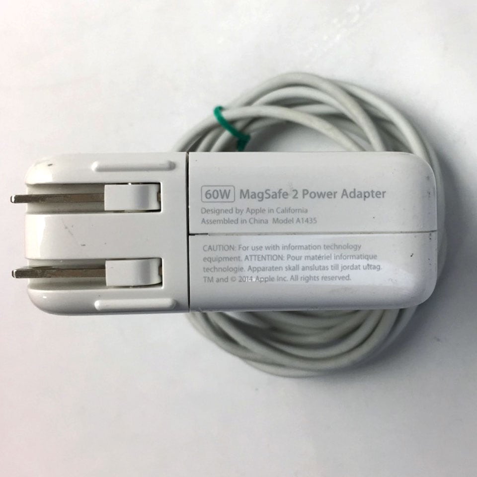 【お宝発掘市！】 Apple 60W MagSafe 2 Power Adapter A1435 MD565J/A [MZK11031][中古 周辺機器][外装：Bランク 動作：Aランク] 3枚目