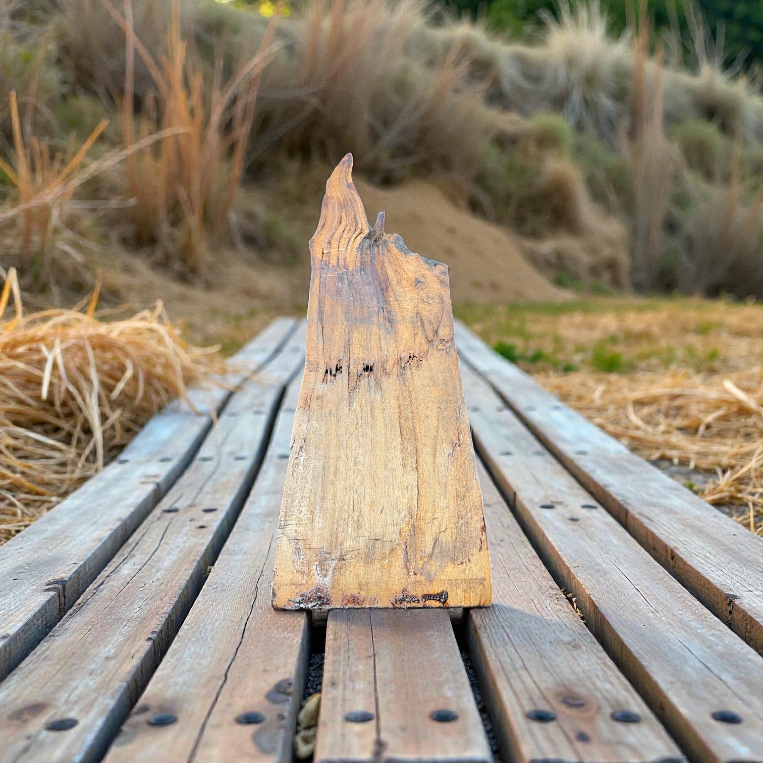 【橋野秘蔵コレクション究極の櫛】沈香 香木 削りだし ひねり髪すき CITES有 超高級 香る香木のくし 重さ約0.04kg サイズ 最大幅13.5cm 奥行5cm 厚み約1.5cm ベトナム産 【受注生産】