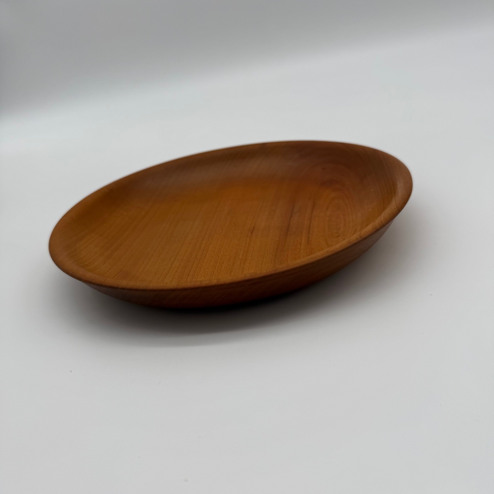 職人手作り 桜の木 削りだし お皿 プレート 木製 天然木 日本製 ギフト（24cm）