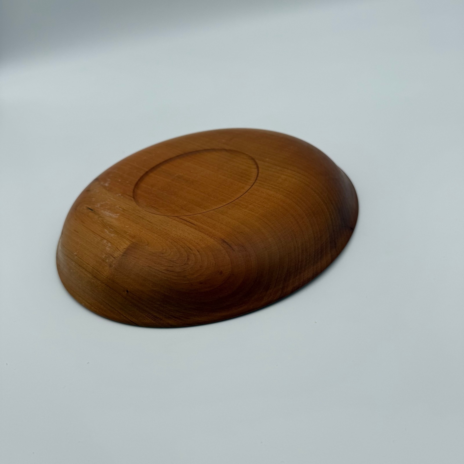 職人手作り 桜の木 削りだし お皿 プレート 木製 天然木 日本製 ギフト（24cm）