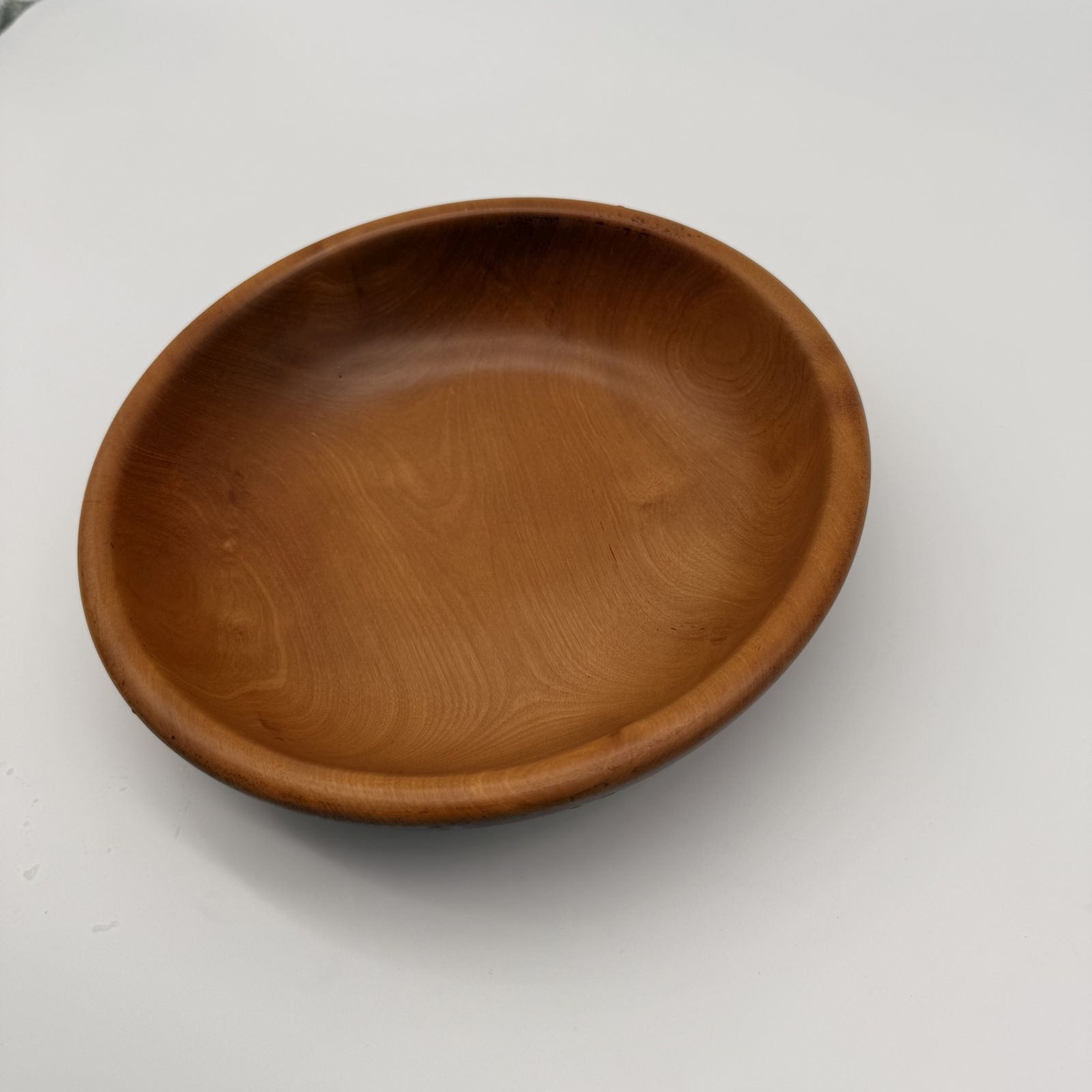 【至高の一皿】オノオレカンバ 斧折樺 サラダボール 食器 皿 ボウル 木製 天然木	手作り 日本製	高級 最高級 おしゃれ ギフト プレゼント 職人手作り おしゃれ【大きさ的にもう作ることができないサイズ直径約２１センチ】