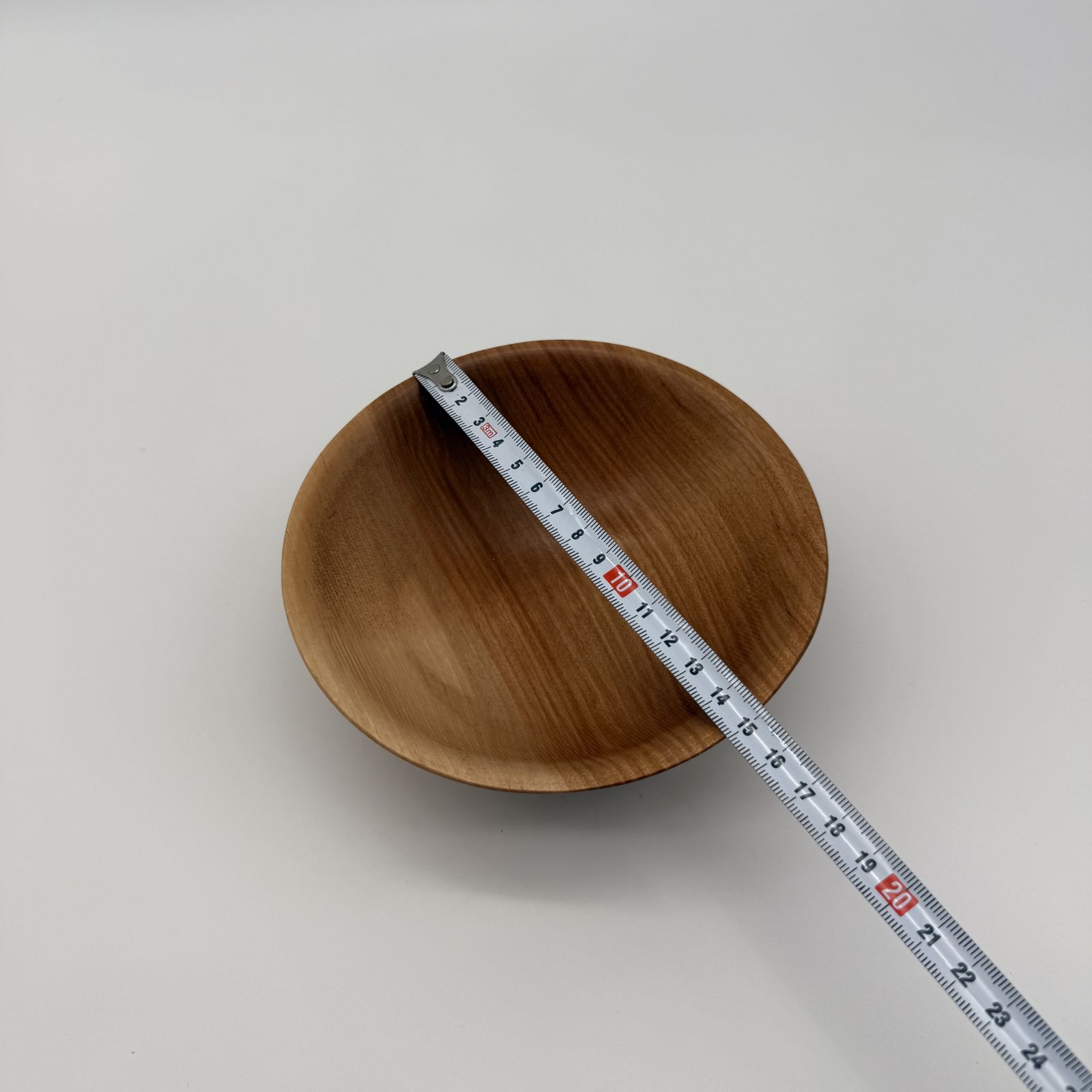 【究極のおちゃわん】オノオレカンバ 斧折樺 ご飯茶碗 大サイズ 直径15センチ 高さ5.5センチ 食器 皿 木製	天然木 手作り	日本製 高級 おしゃれ ギフト プレゼント	職人手作り	おしゃれ