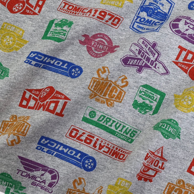 半袖Tシャツ トミカコラボ ワッペン風 ロゴプリント 総柄 男の子