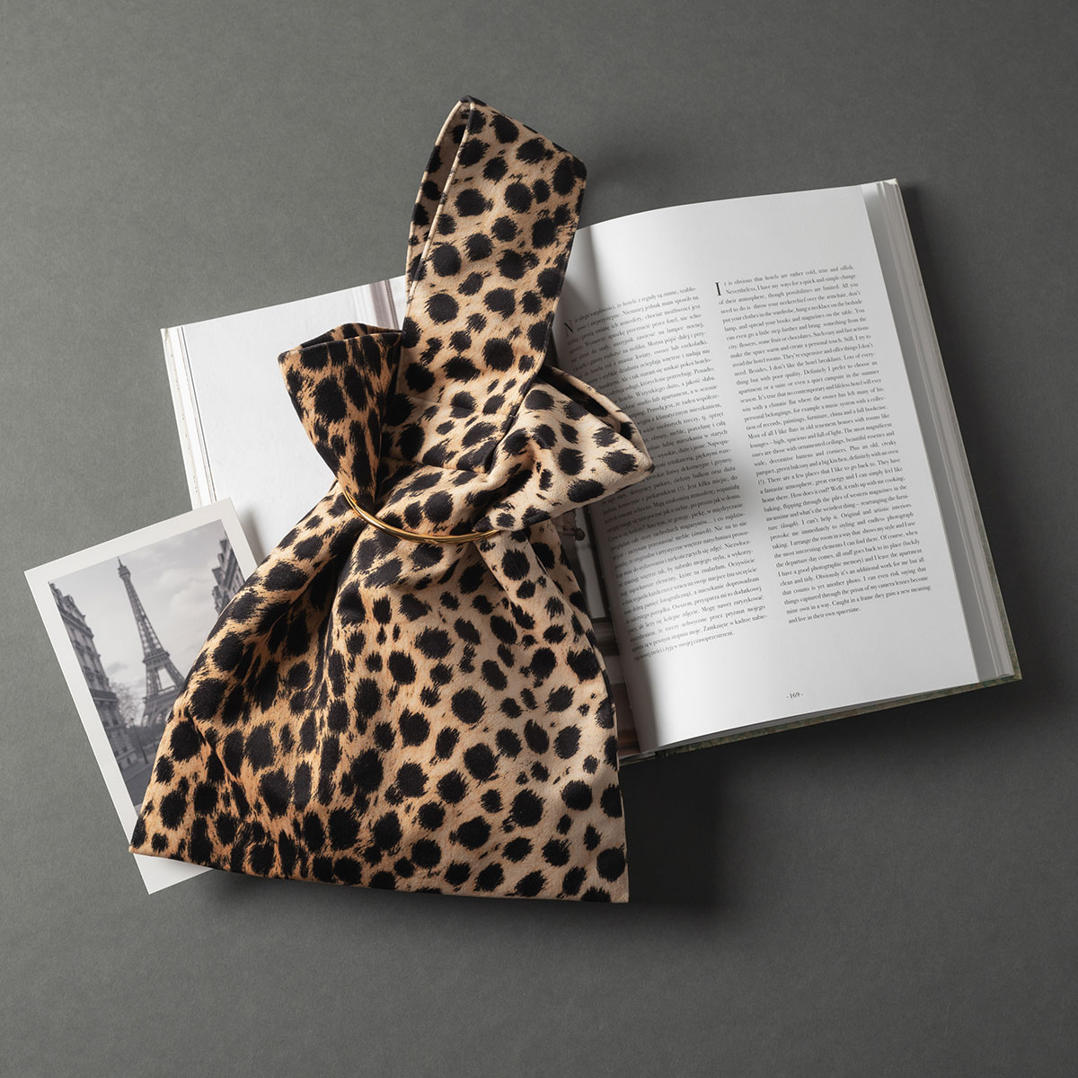 2024年12月 豹 原画 レオパード 1点もの 2024年12月 豹 原画 レオパード 1点もの Shade off LEOPARD (24