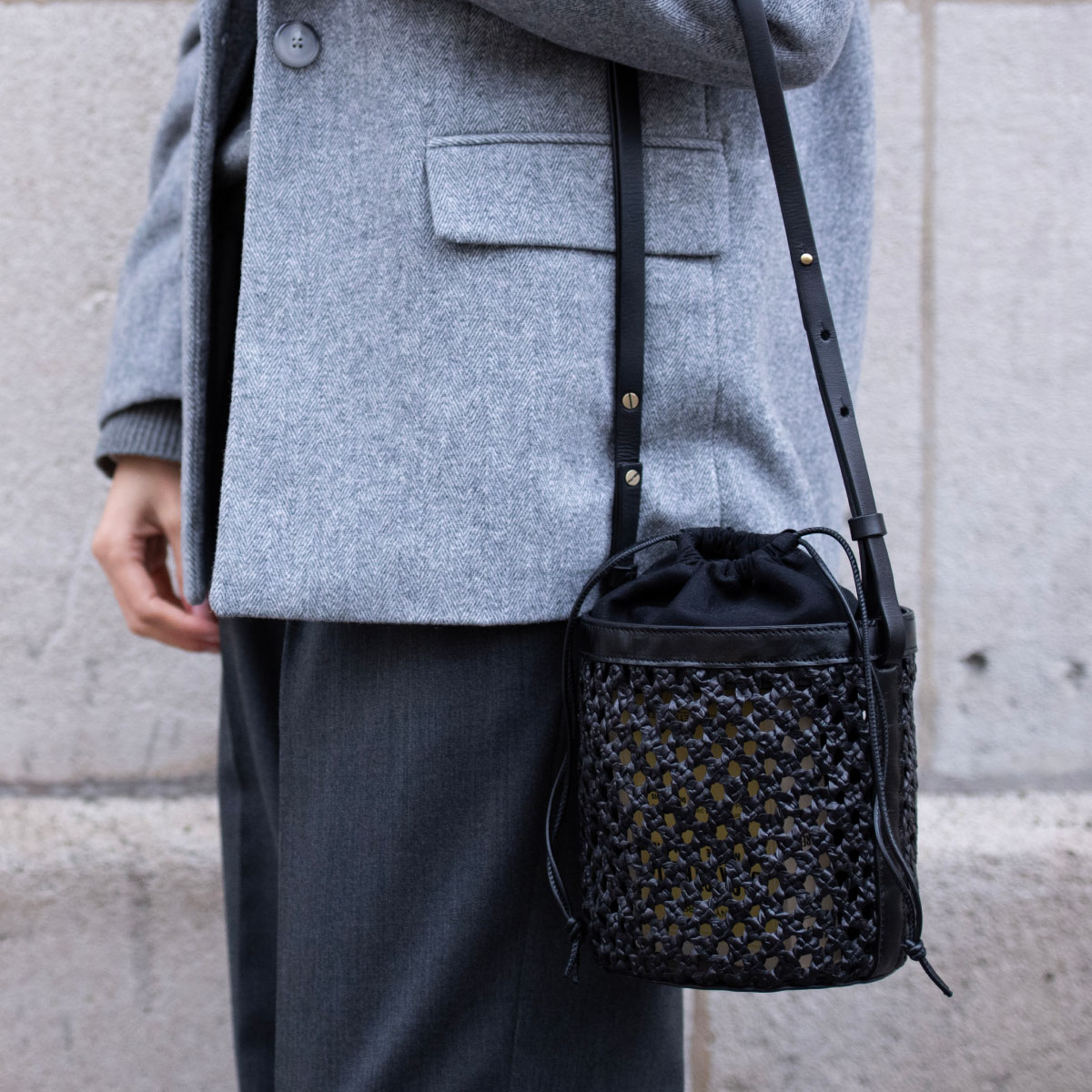MAISON N.H PARIS[メゾンエヌアッシュパリ]CHARLOTTE CUIR-BLACK