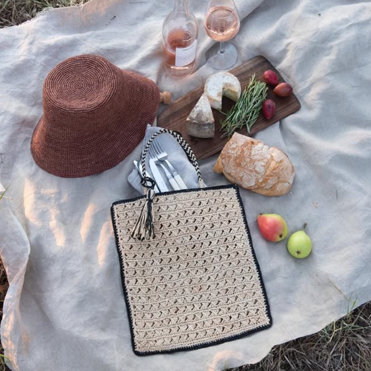 MAISON N.H PARIS[メゾンエヌアッシュパリ]SIENA GRAND-NATUREL[バッグ