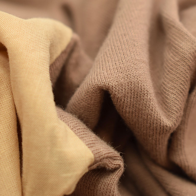 NHT エヌエイチティー ボリュームパフ袖Tシャツ 520262