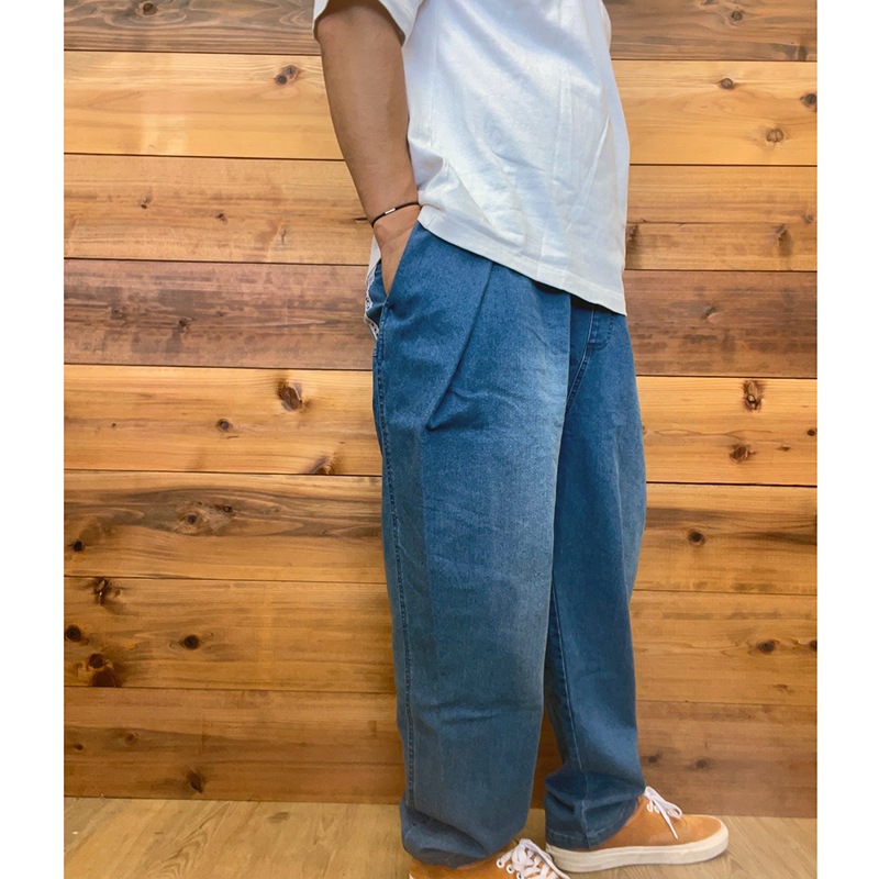 オフィシャルチーム デニムワイドタックパンツ 1222536