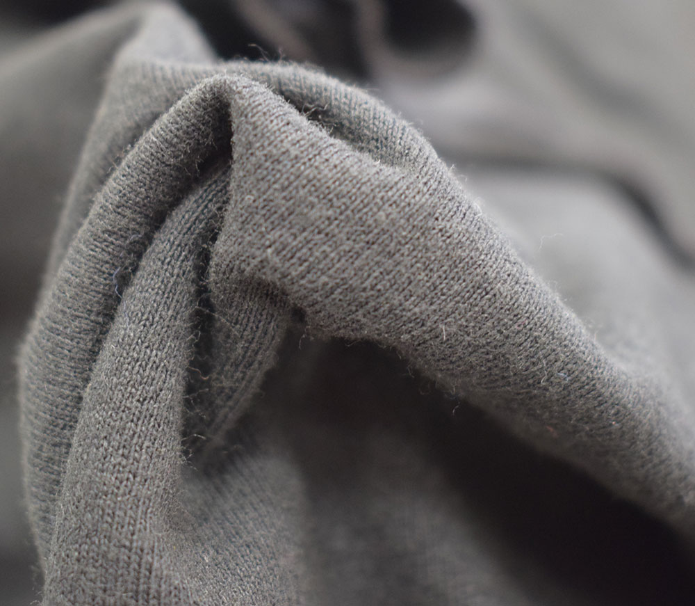 オーシャンアンドグラウンド オフショルダーTシャツ ブラック