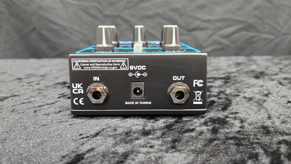 Peavey - Bandit Supreme Teal Stripe Preamp Pedal
