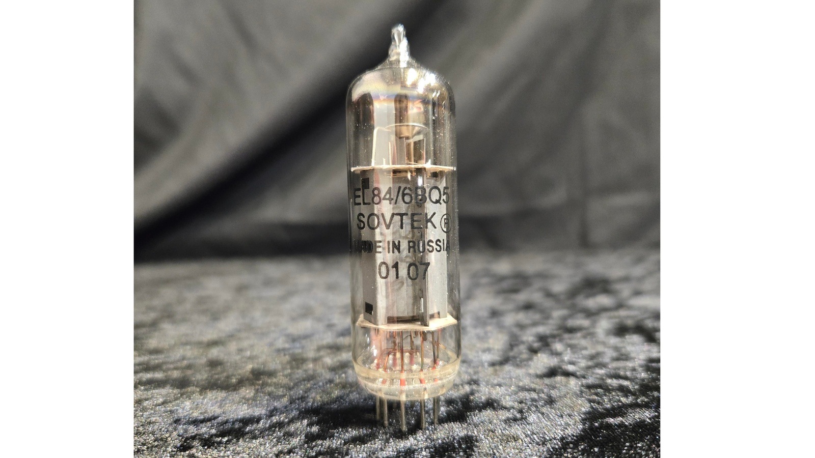 Peavey - ������ EL84�� ��1�ܤ��ĤΥХ����Ǥ���
