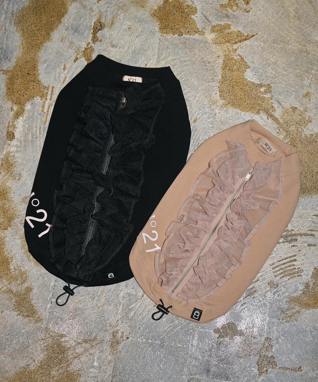 【N21】 FRILL TANK - BEIGE