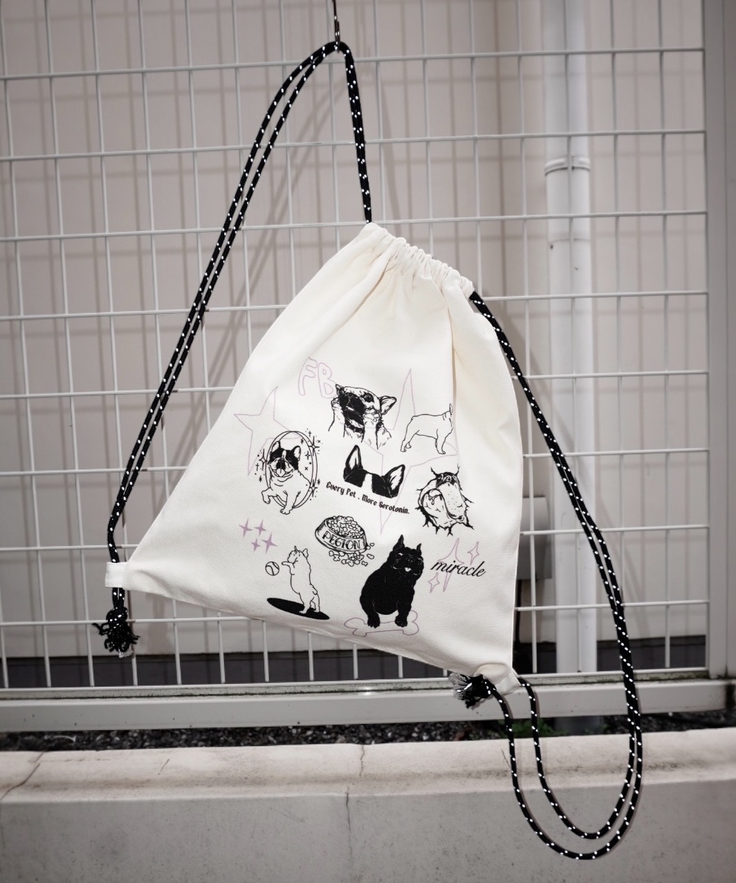 HAPPY FRENCHIE DAYS DRAWSTRING BAG