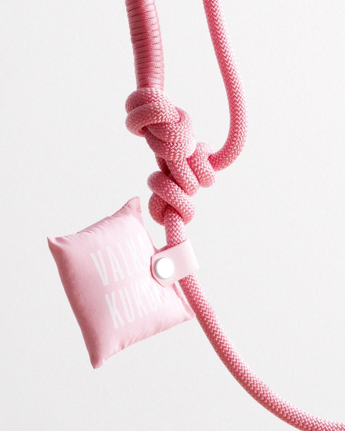 BOLD LINK in Bubblegum pink - PINK