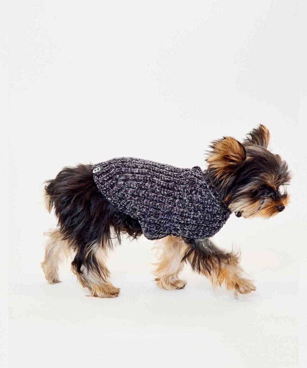 CHENILLE YARN SWEATER - BLACK