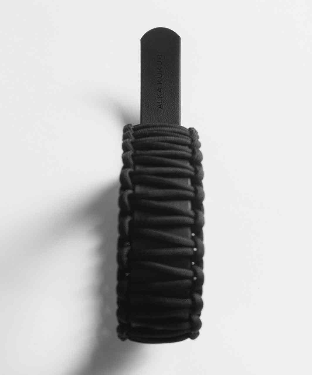 GALAN COLLAR in Black Jack - BLACK